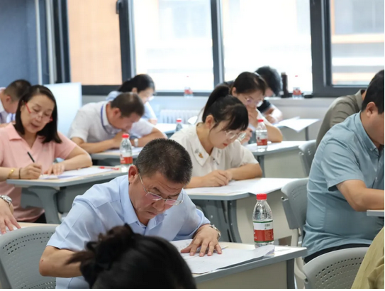 业务考试大练兵 全员参与共成长&mdash;&mdash;2023年暑期教师业务考试顺利举行