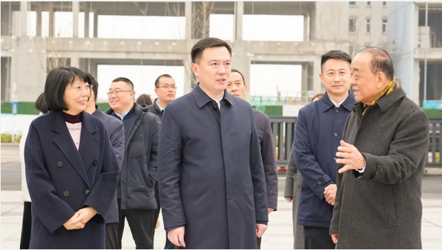 滨州市委常委、副市长屈跃宽到访滨州渤海实验学校调研春季开学情况